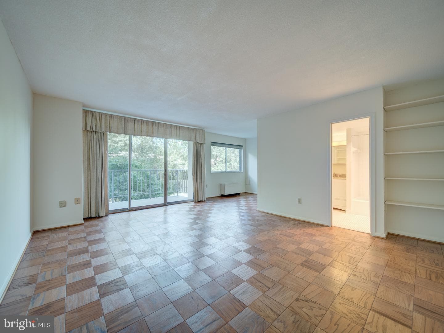 2059 Huntington Ave # 300 photo 12