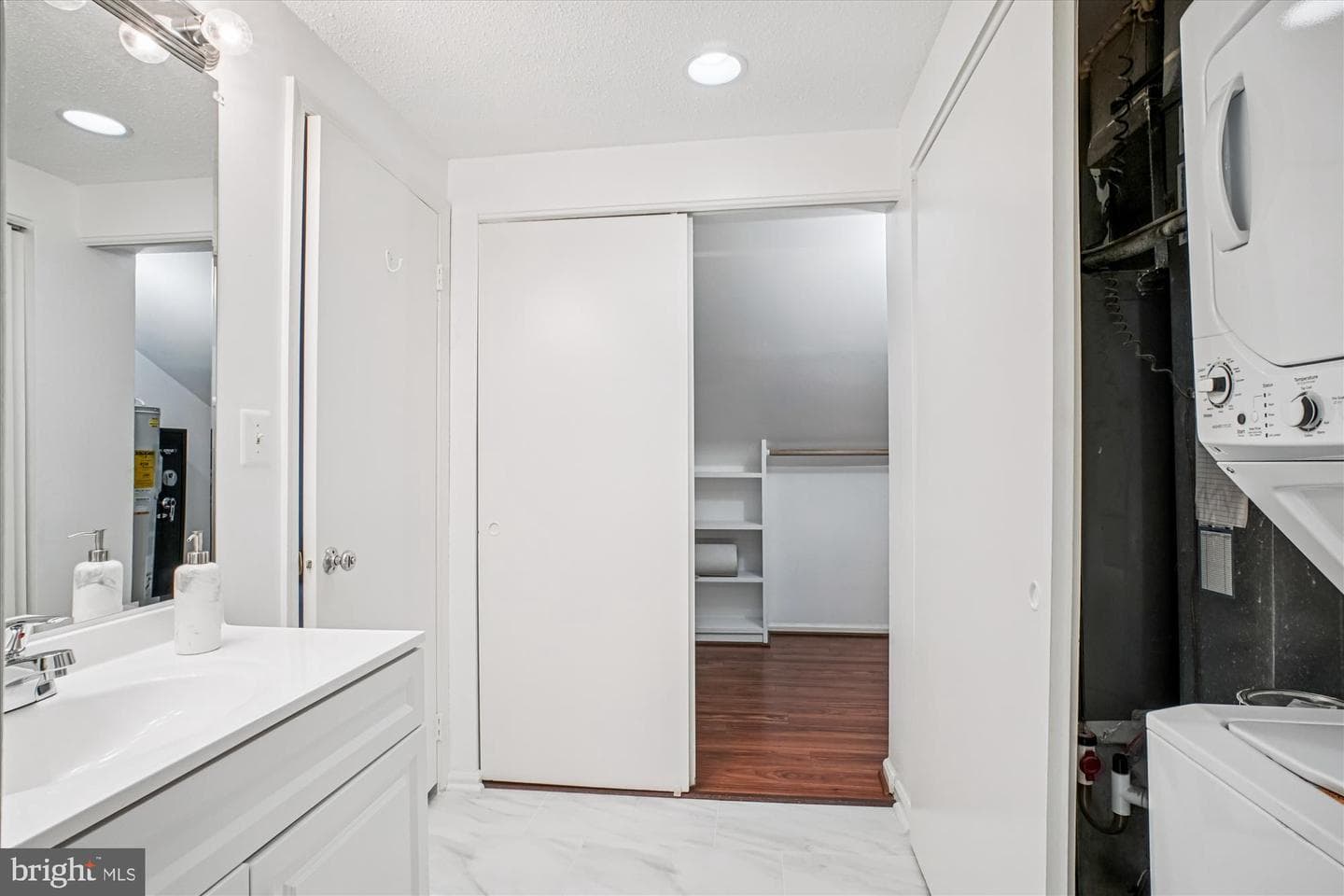 3153 Anchorway Court photo 16