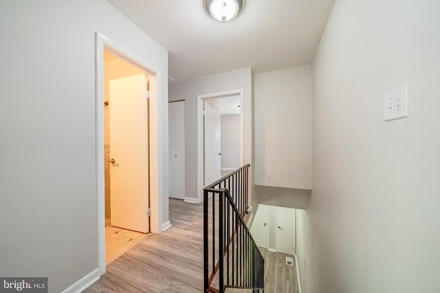 8322 Highcliffe Court photo 17