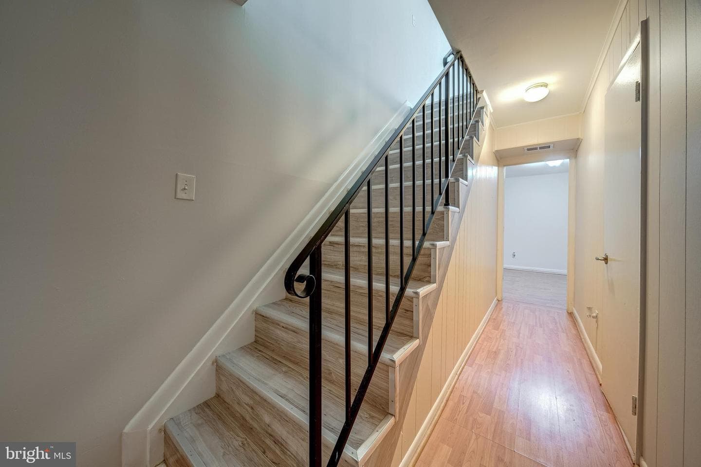 8322 Highcliffe Court photo 29