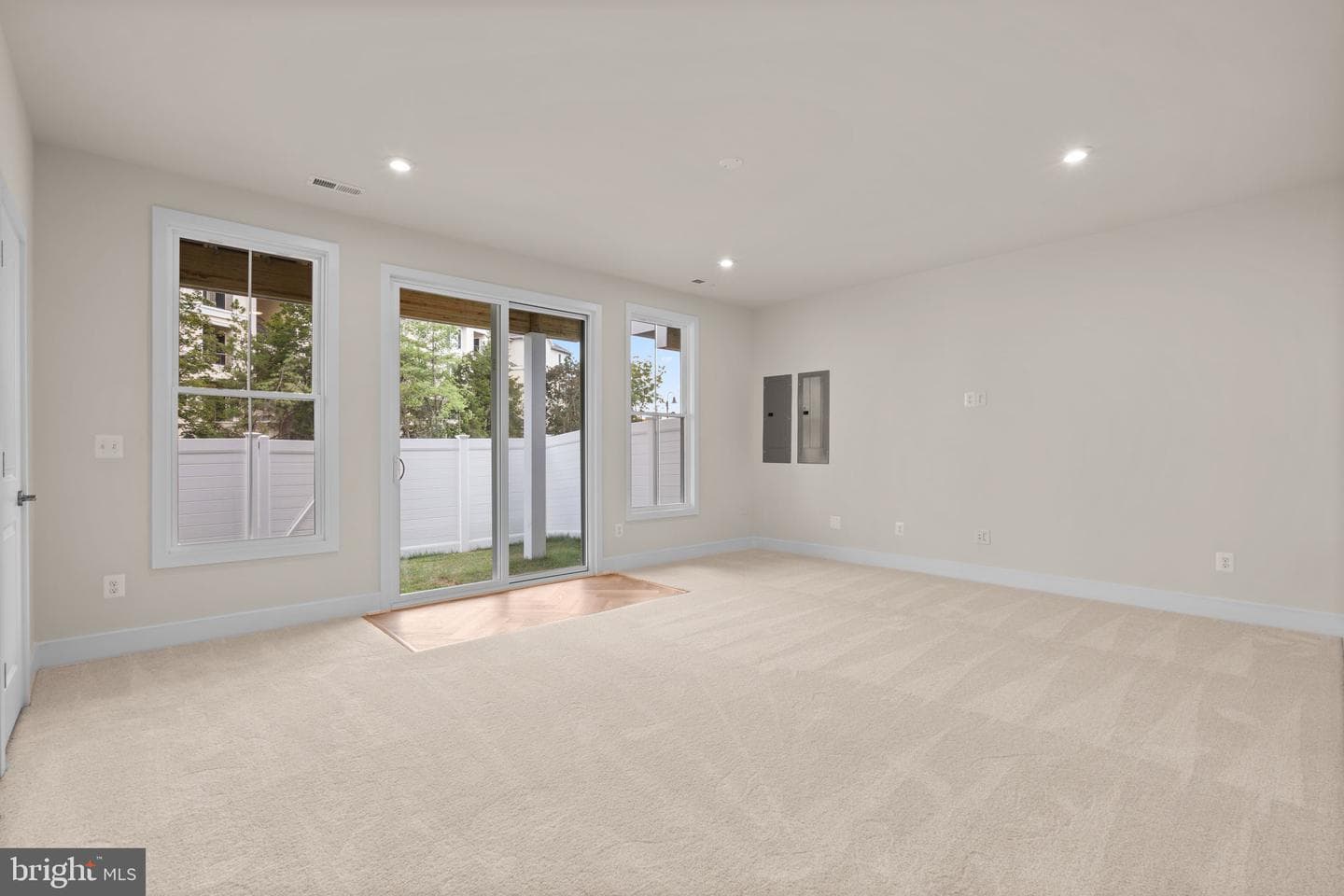 13724 Aviation Place photo 31