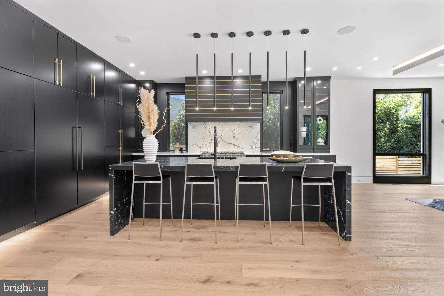 1471 Waggaman Circle photo 6