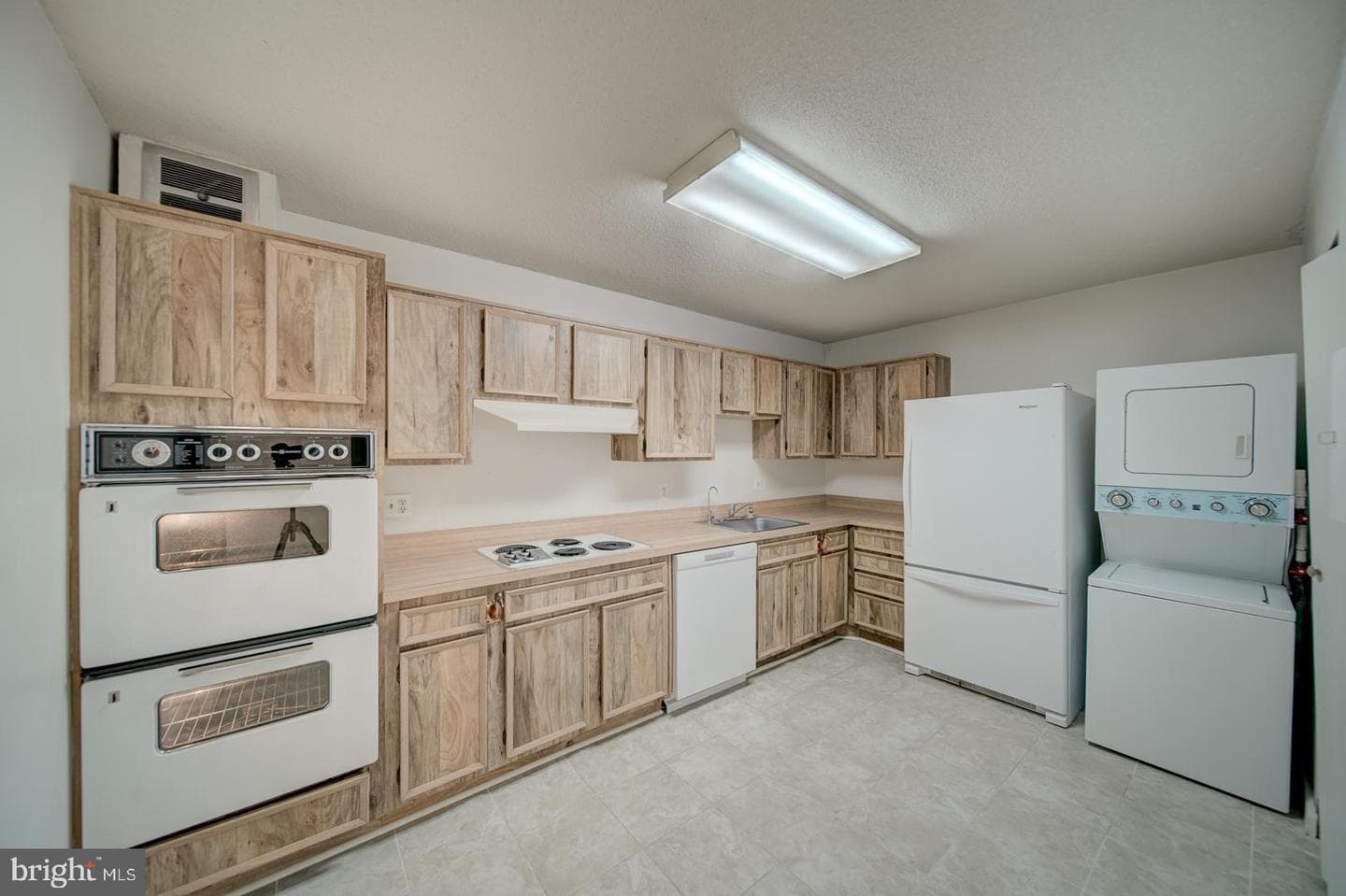 8380 Greensboro Drive #319 photo 18
