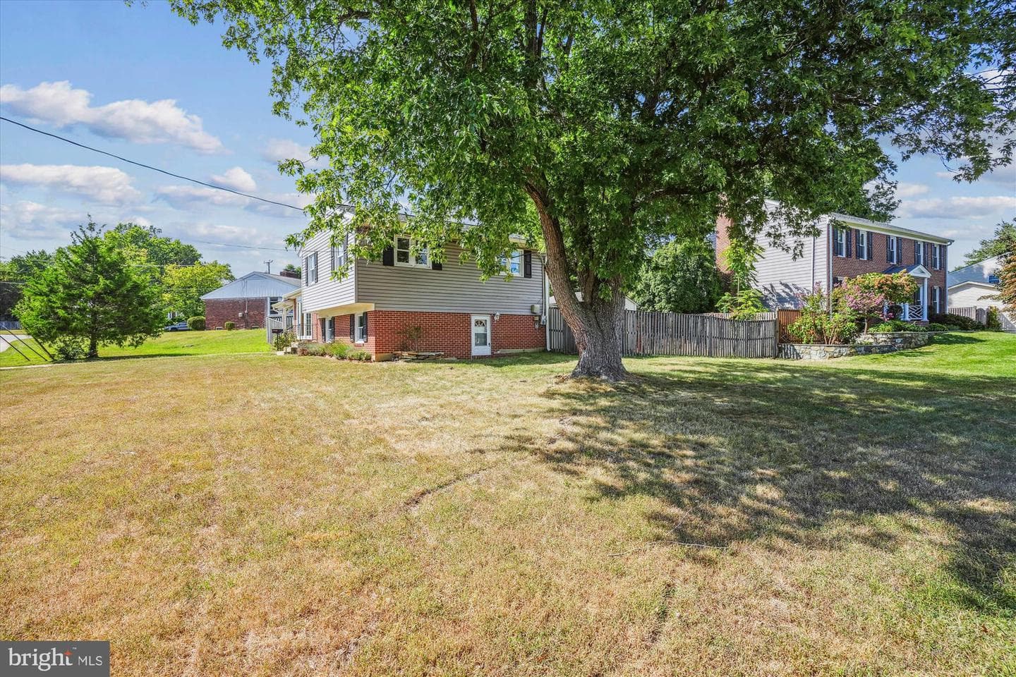 4500 Picot Road photo 3