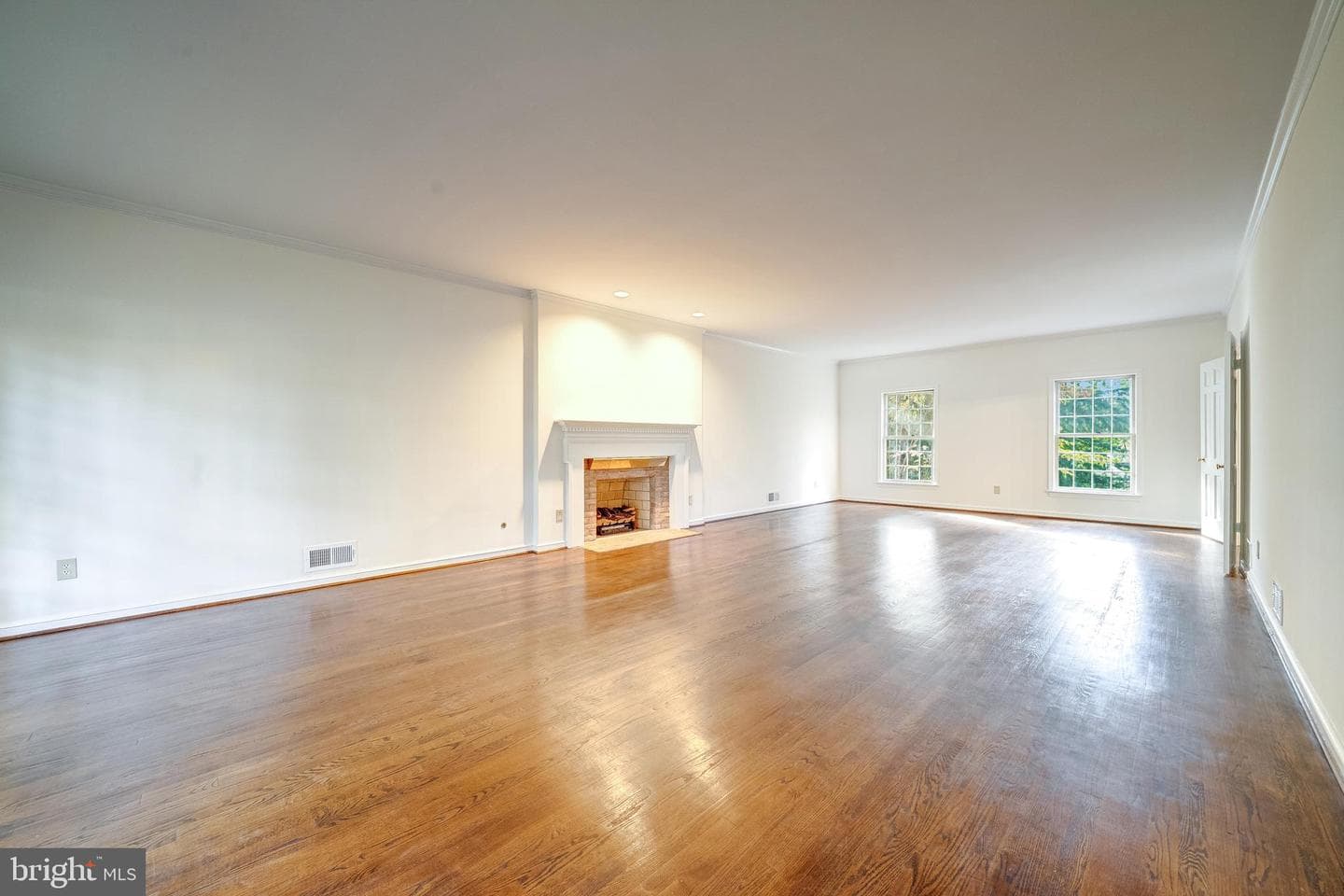 1224 Perry William Drive photo 7