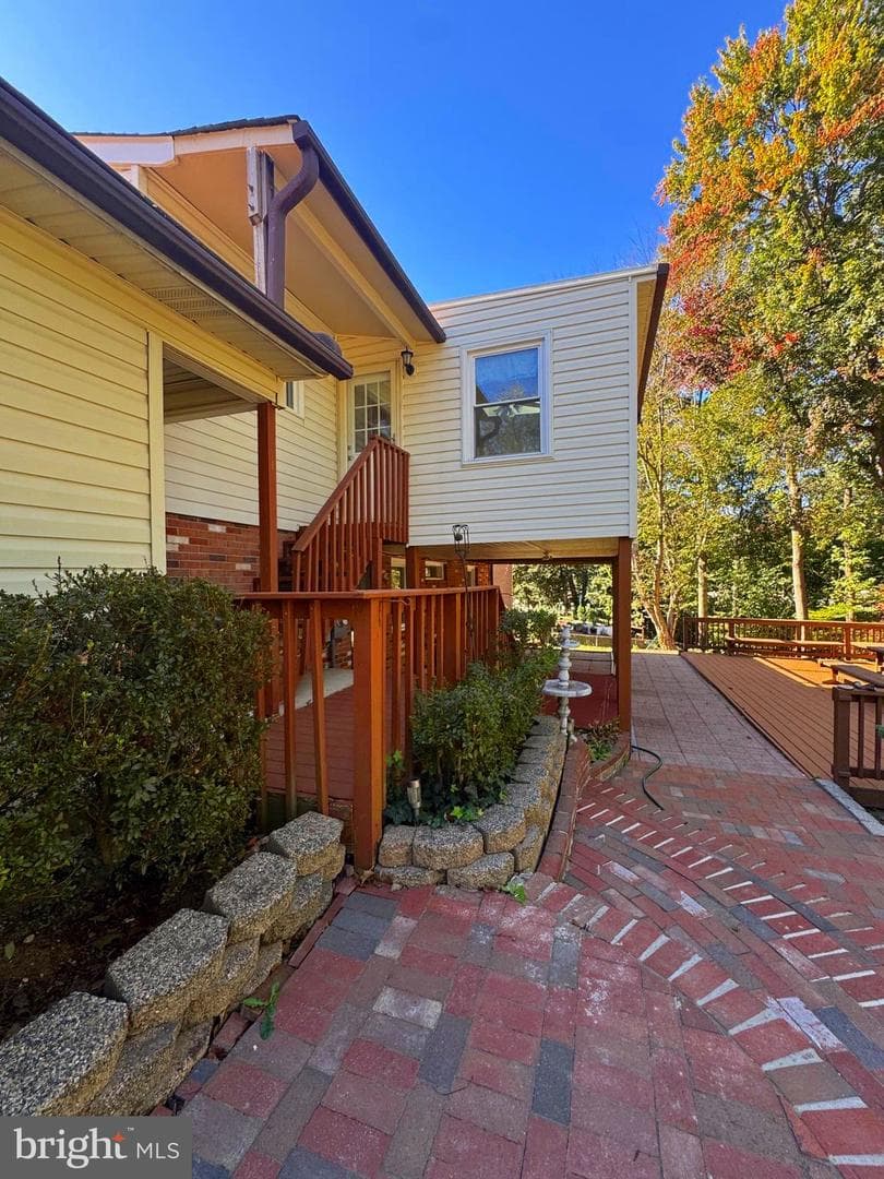 8518 Fairburn Drive photo 35