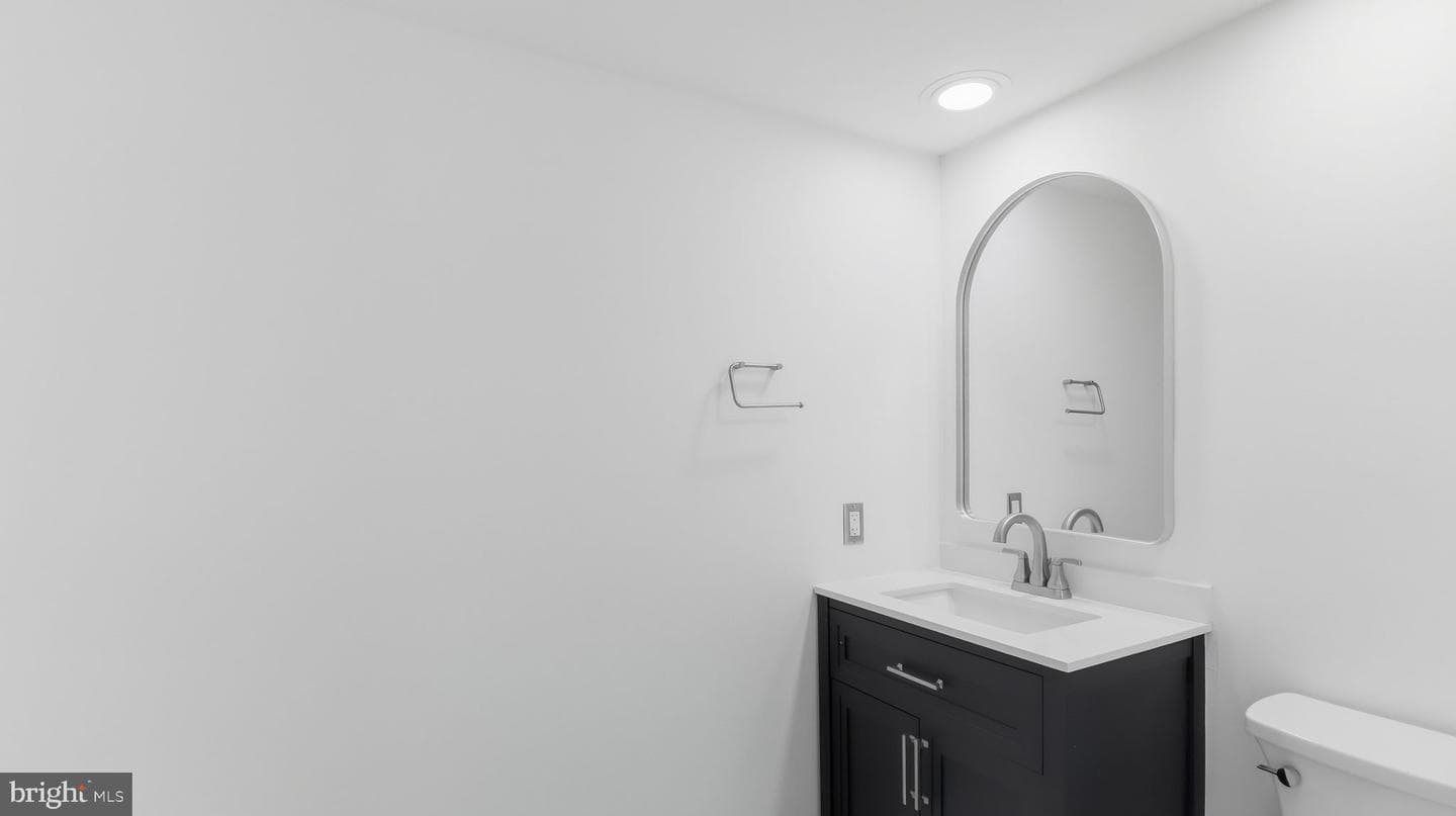 1803 Abbey Glen Court photo 20