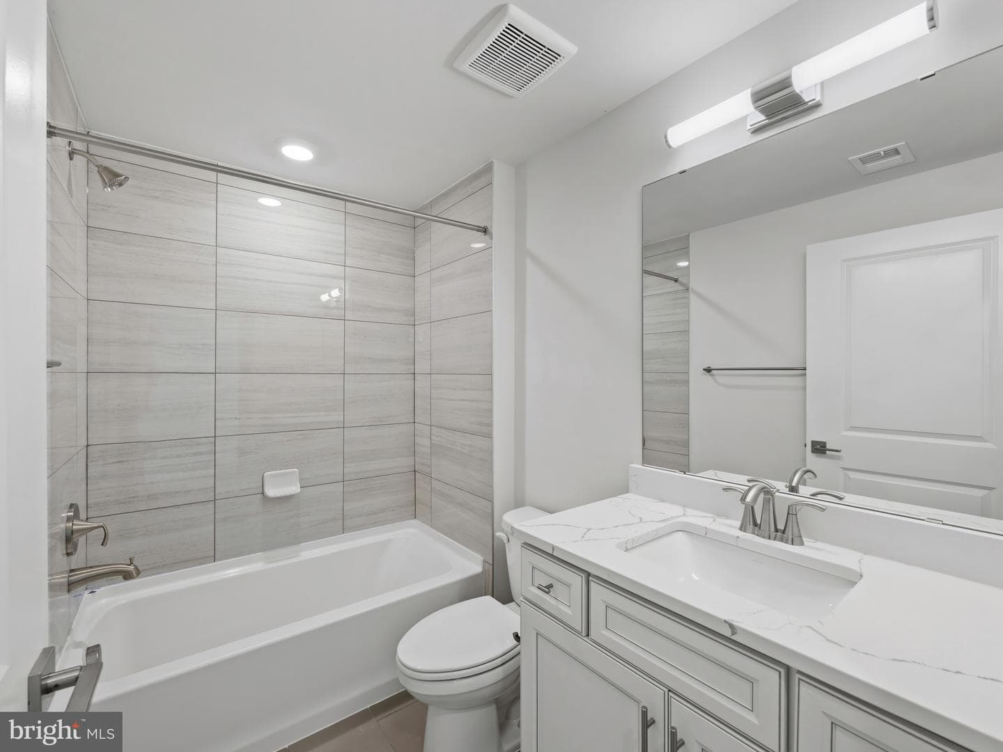 8280 Colling Manor Court photo 32