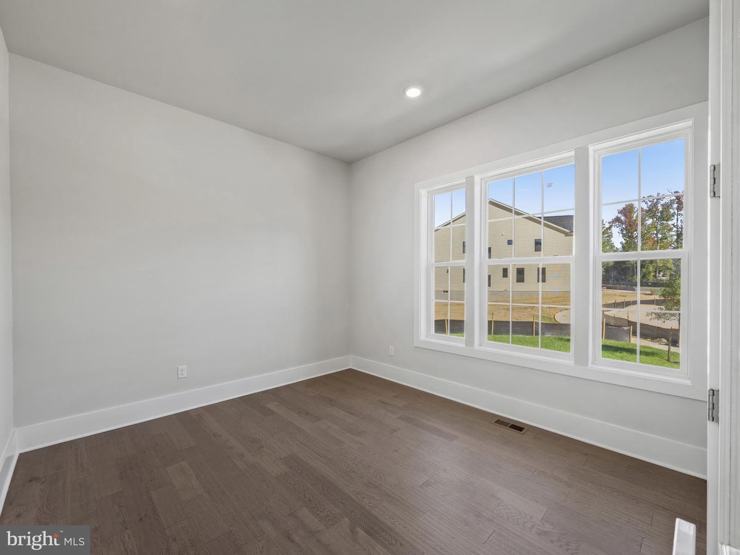 8280 Colling Manor Court photo 6