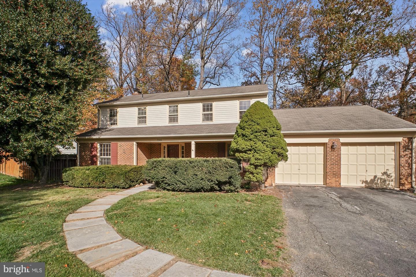 7306 Idylbrook Court photo 2