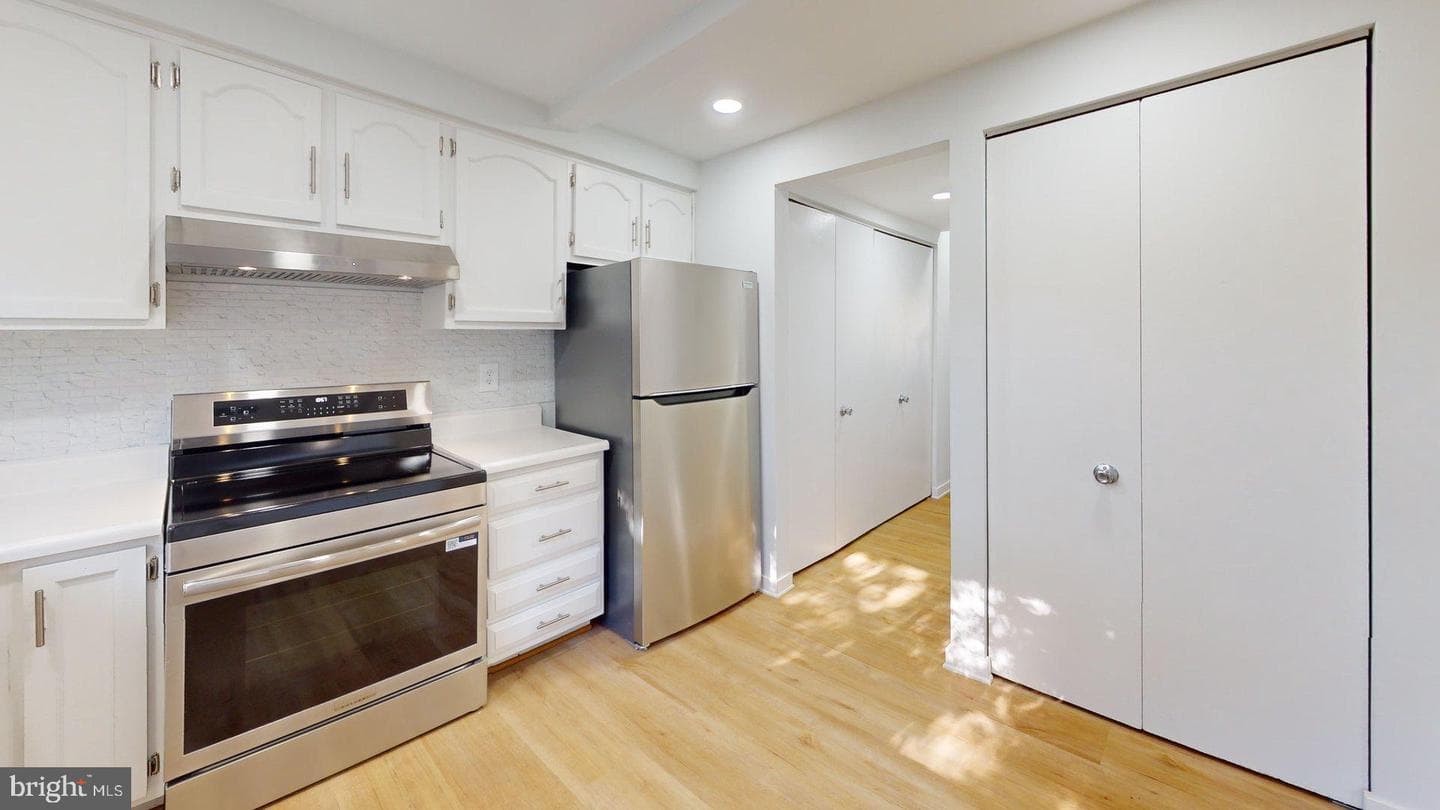 13366 Hungerford Place photo 14