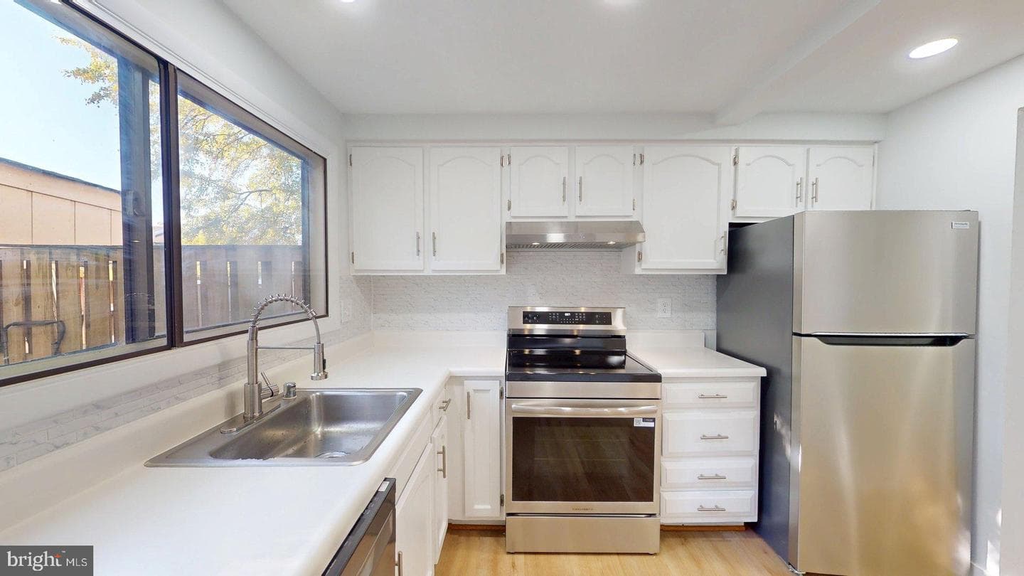 13366 Hungerford Place photo 15