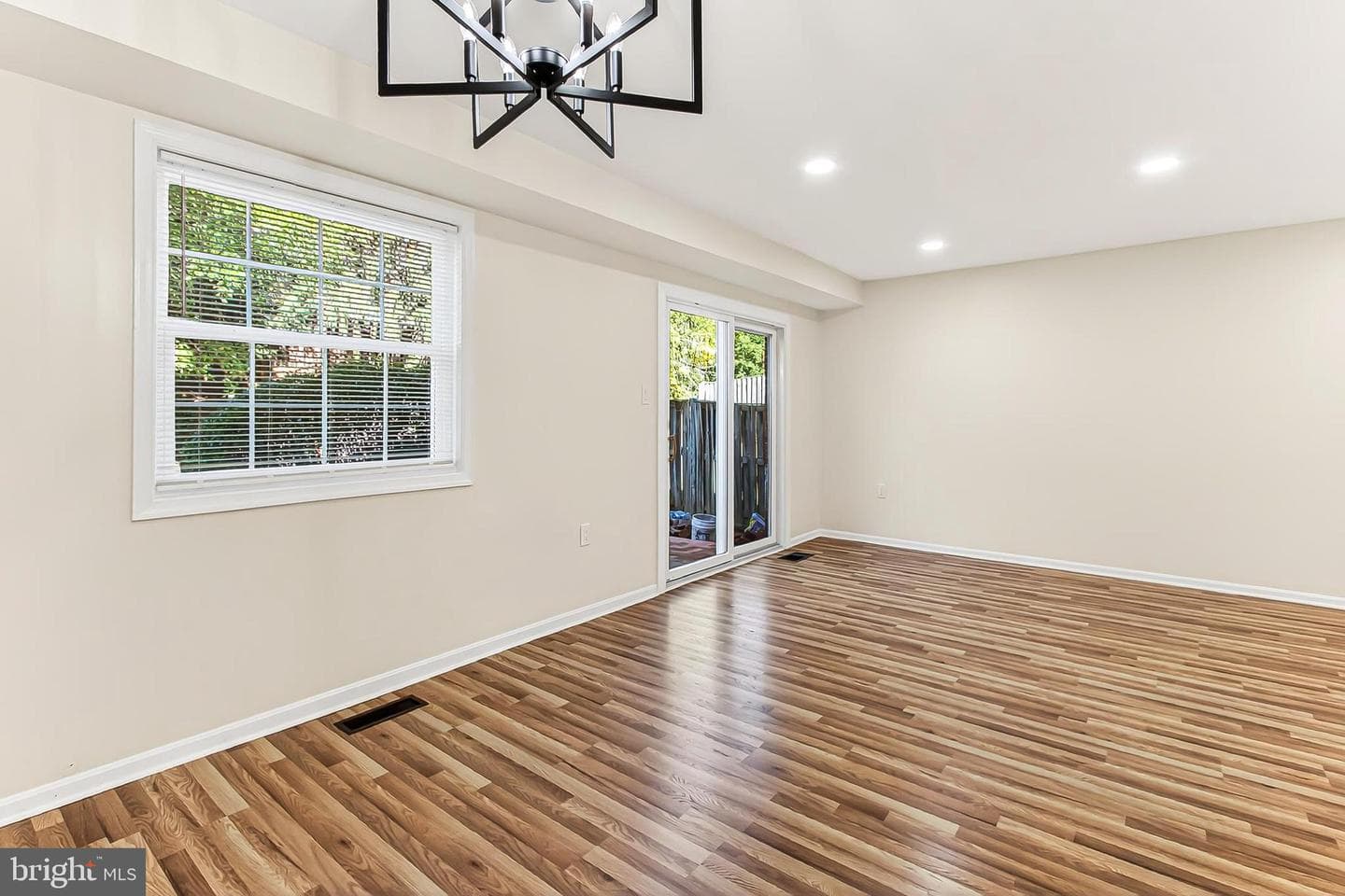 5848 Kara Place photo 14