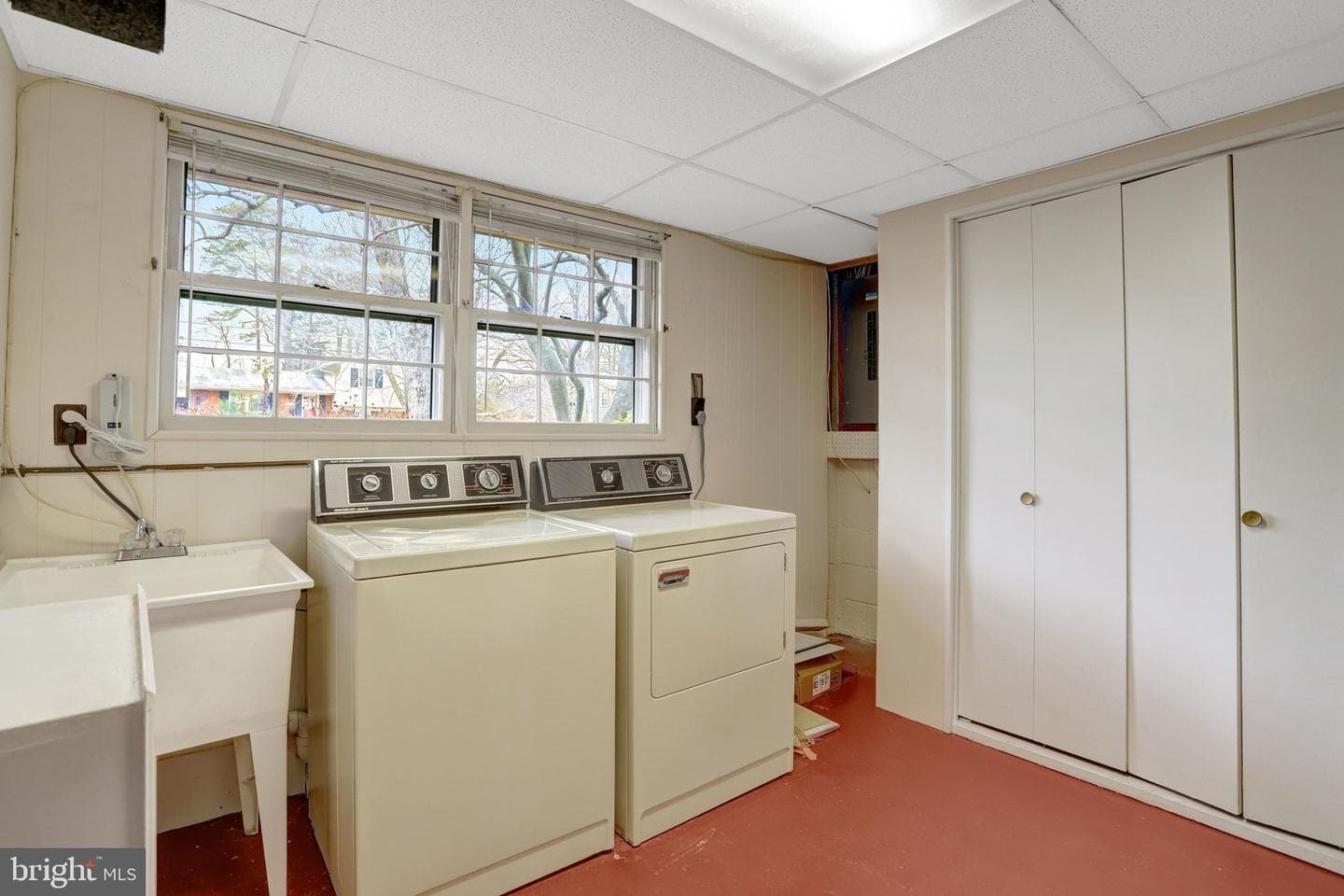 6009 Jennings Lane photo 25