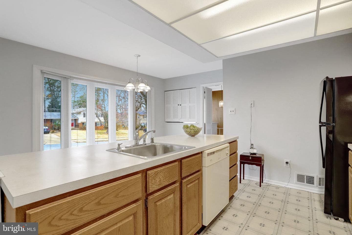 6009 Jennings Lane photo 58
