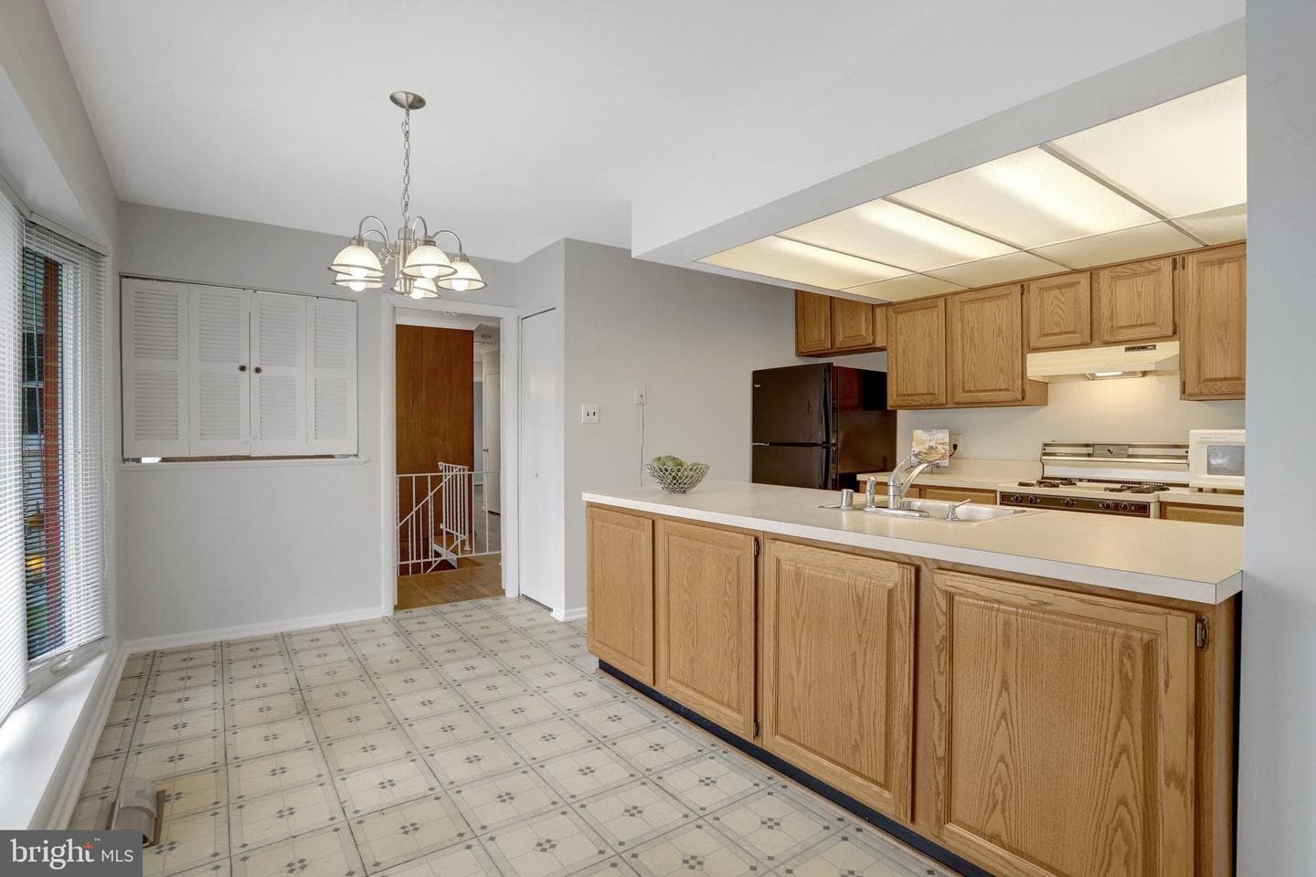 6009 Jennings Lane photo 61