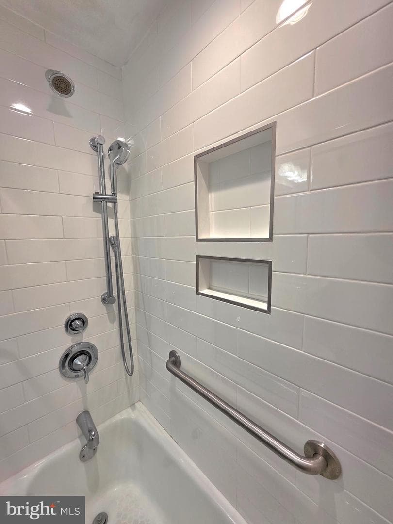 2059 Huntington Avenue #312 photo 18