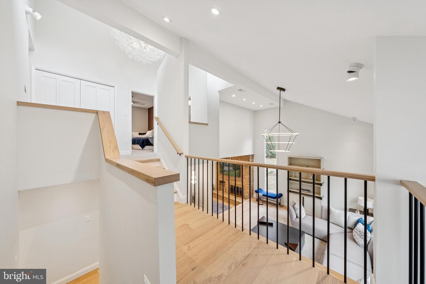 11000 Oakton Woods Way photo 38