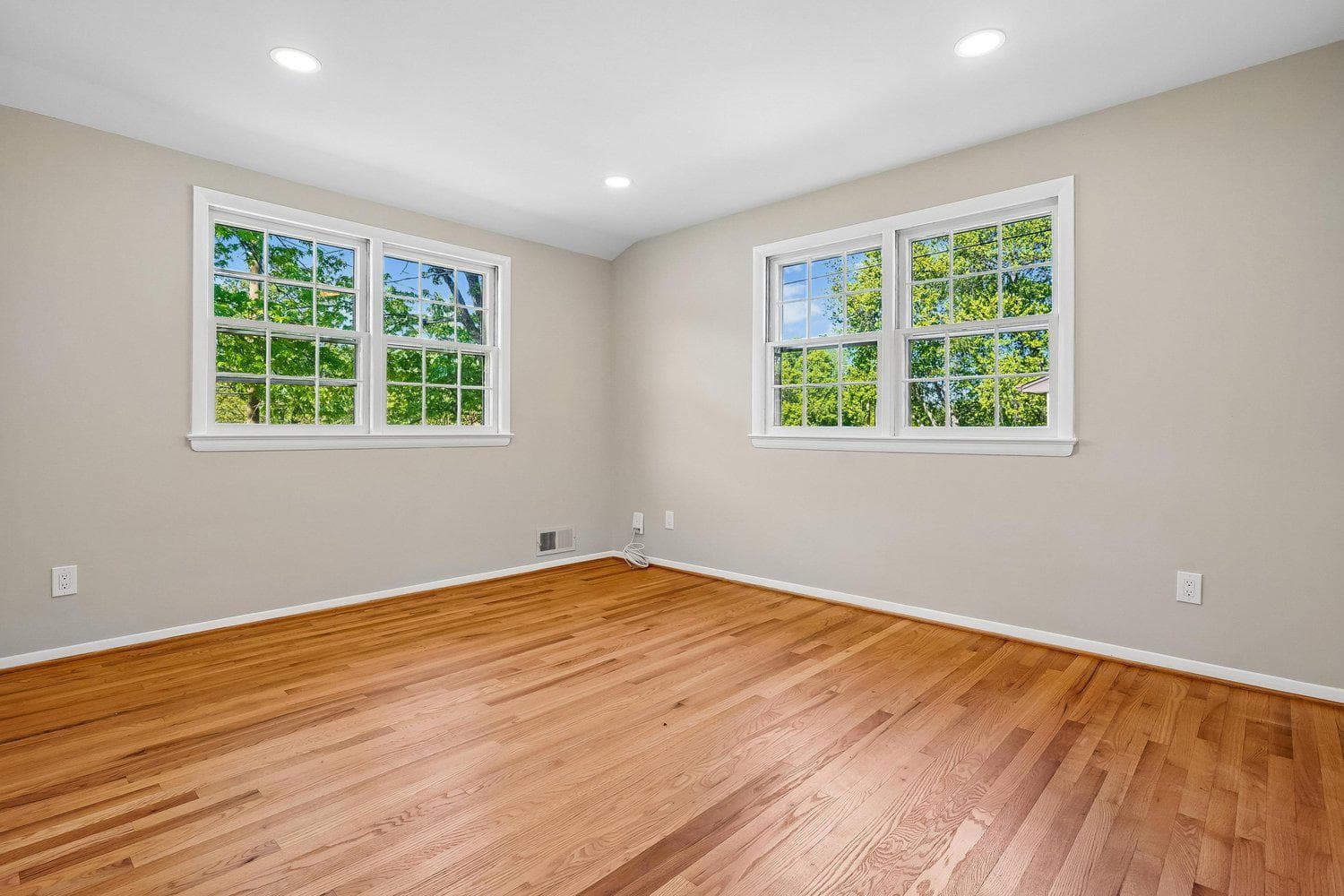 10710 Almond Street photo 20
