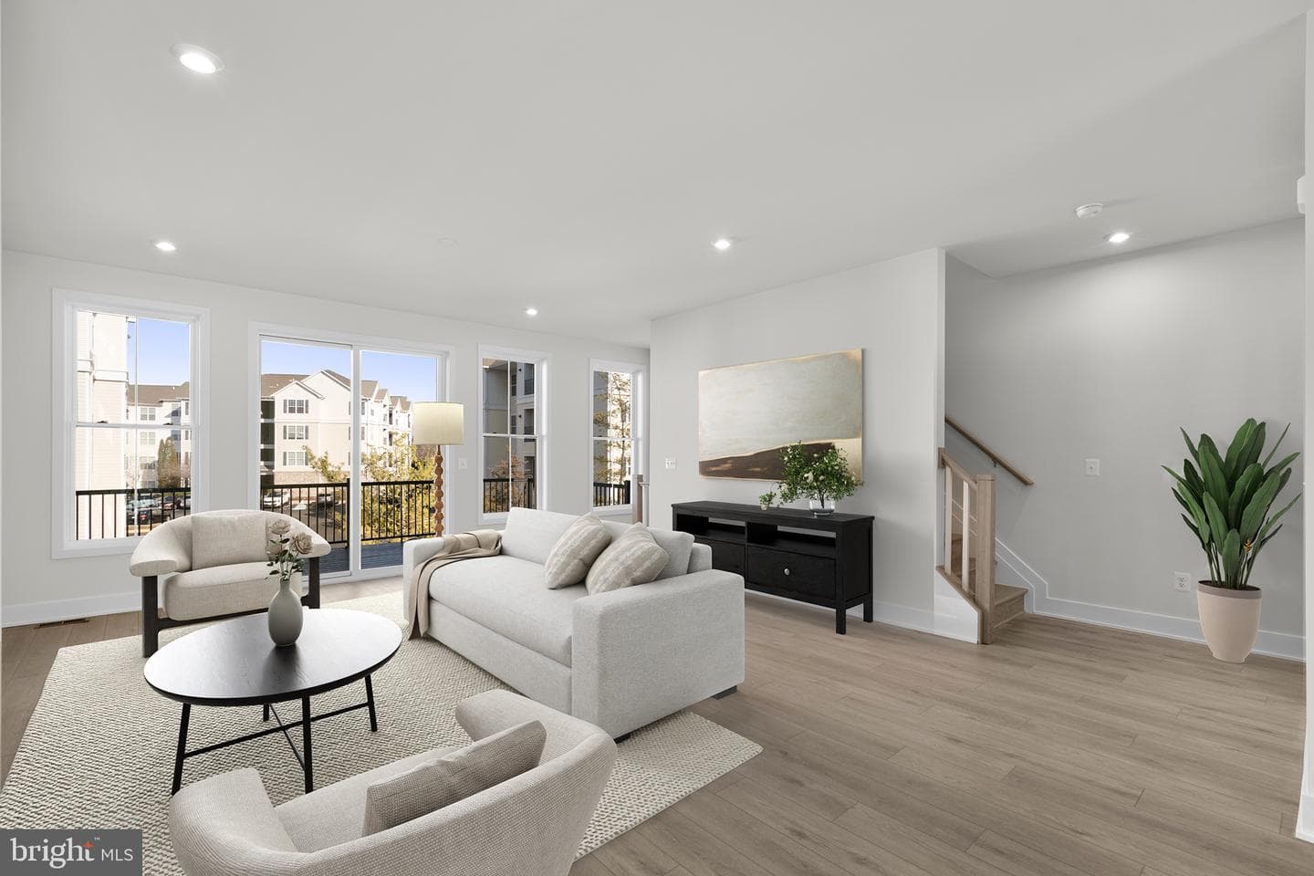 13730 Aviation Place photo 4