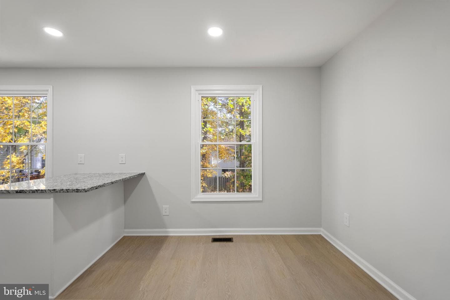 9521 Cherry Oak Court photo 11