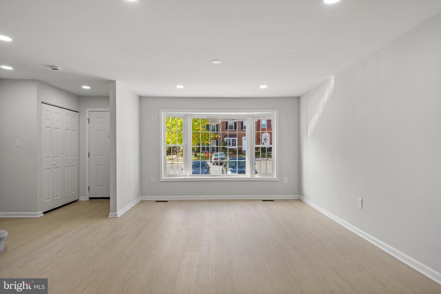 9521 Cherry Oak Court photo 5