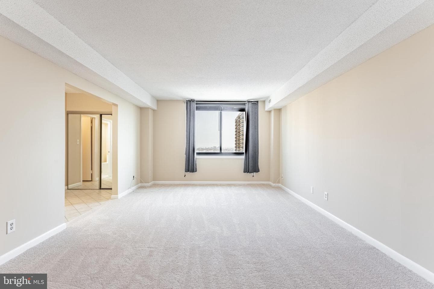 3709 S George Mason Drive #1605e photo 23