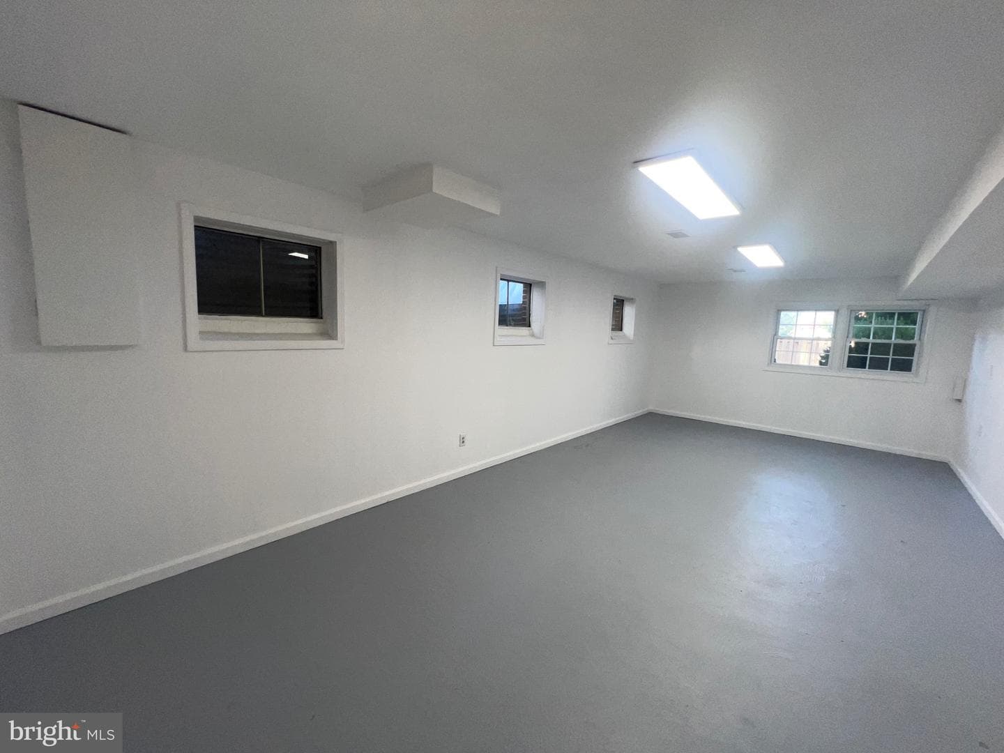10923 Belmont Boulevard photo 102