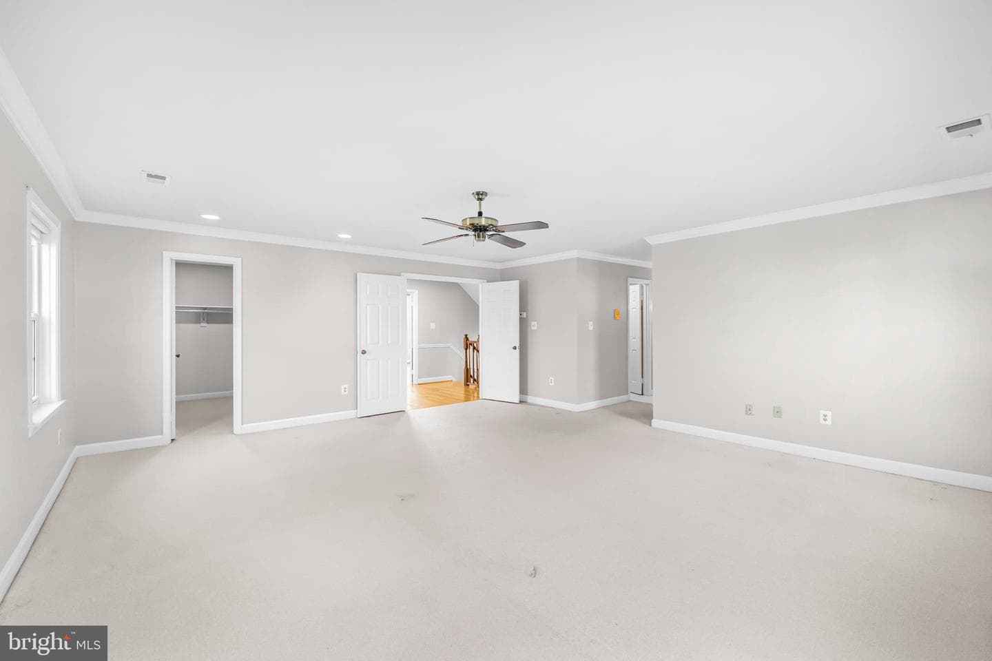 6260 Chaucer Lane photo 33