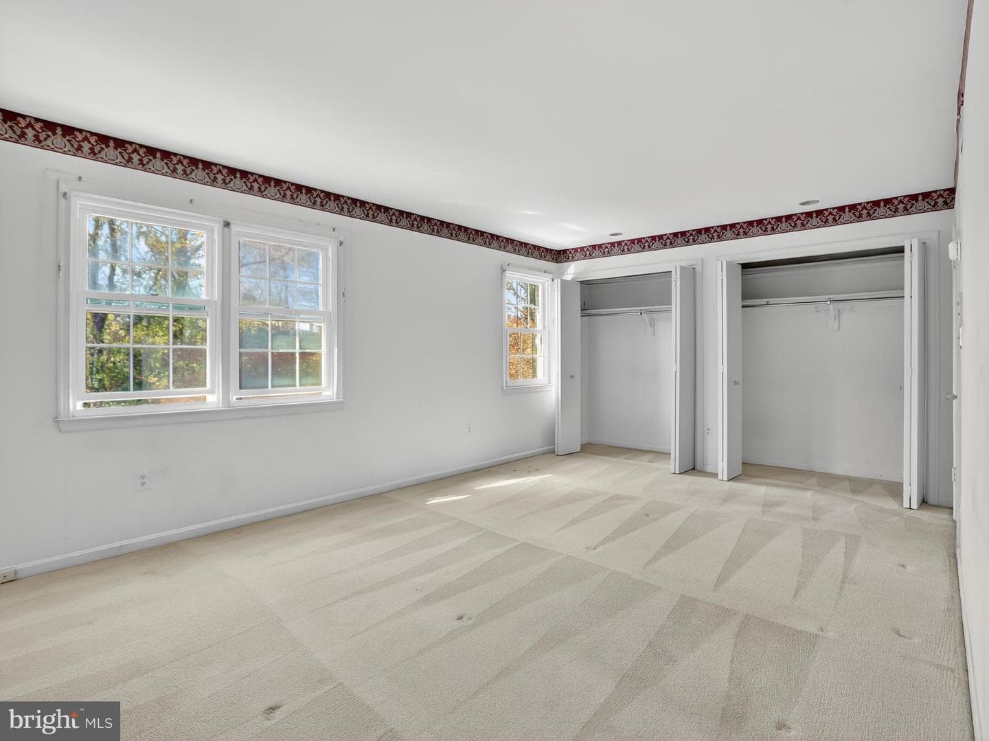 7416 Hallcrest photo 8
