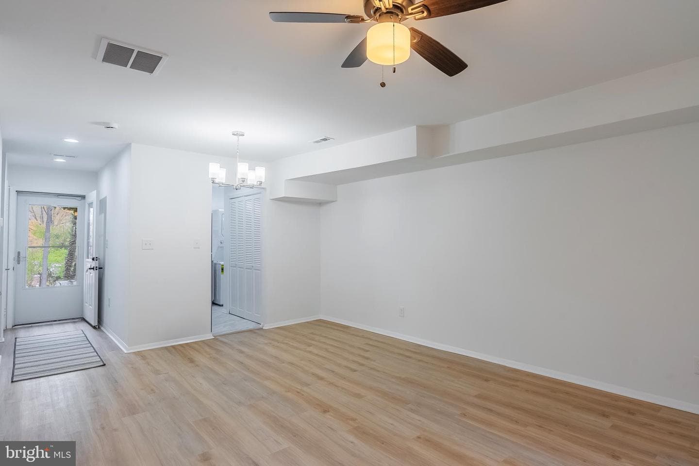 7619 Tiverton Drive photo 9