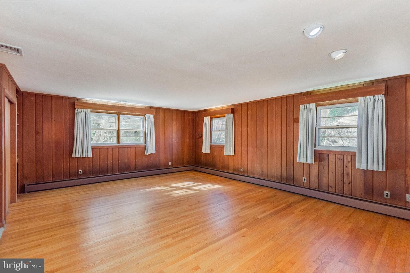 6478 Woodridge Road photo 17