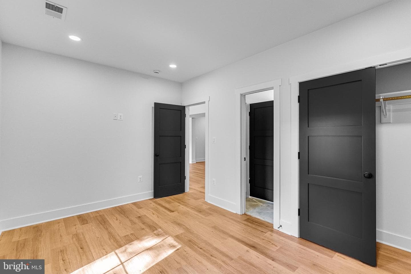 2129 Mckay Street photo 51