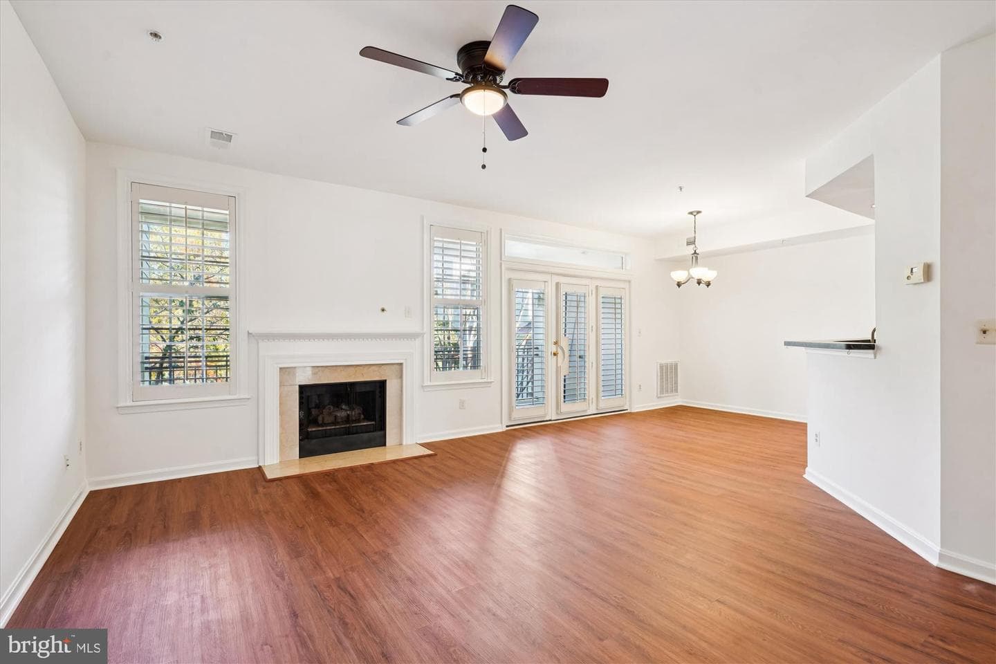 1314 Garden Wall Circle #c photo 3