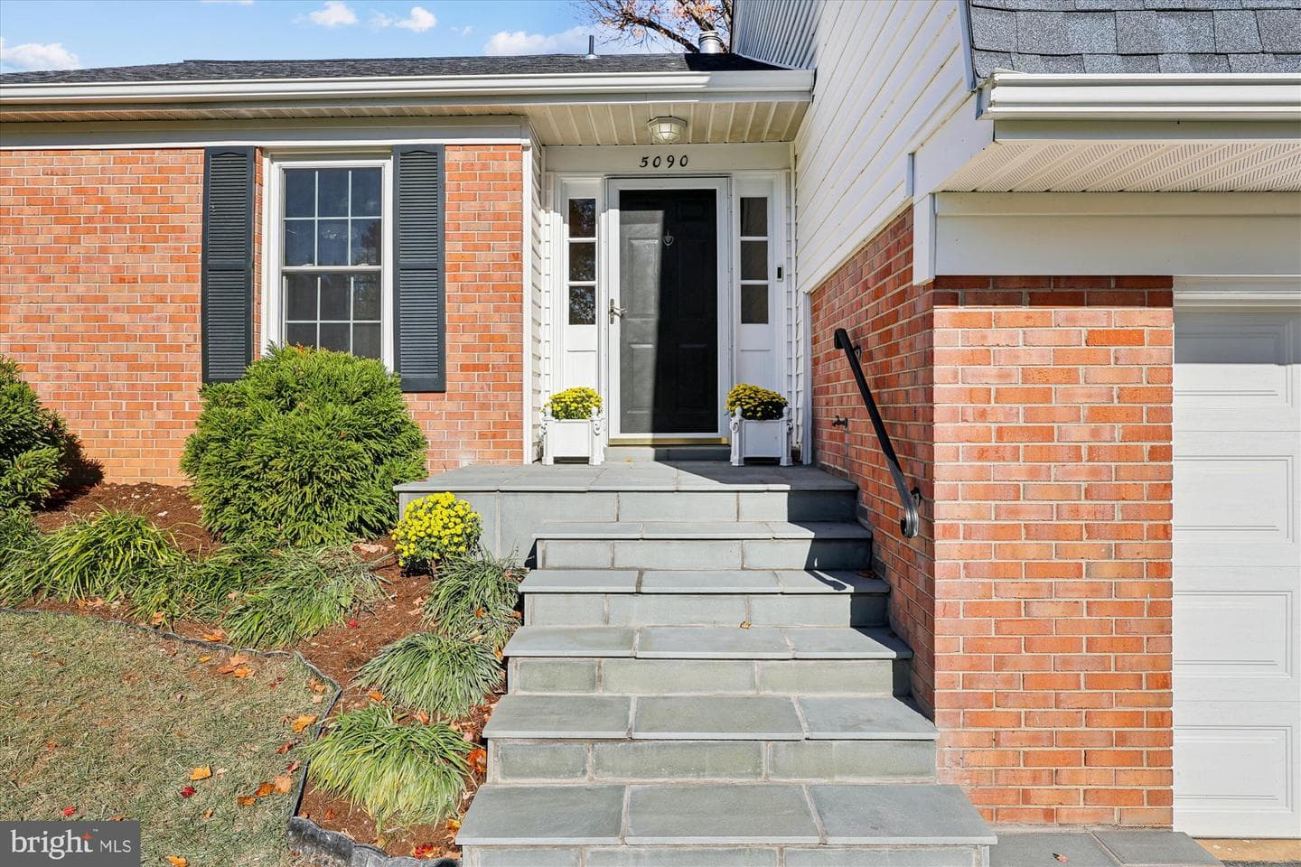 5090 Queens Wood Drive photo 13
