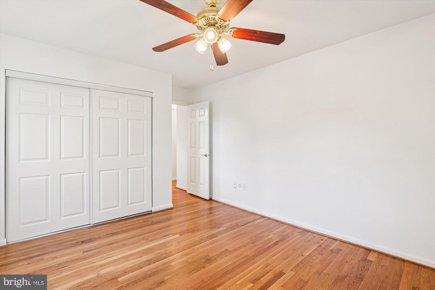 5090 Queens Wood Drive photo 43