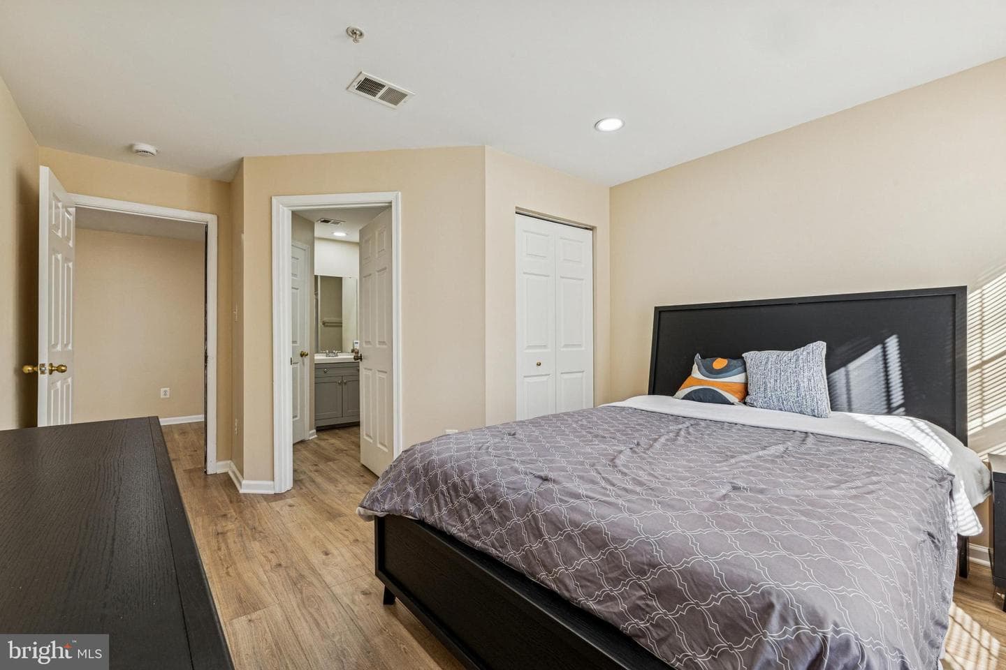7503 Calderon Court #g photo 12