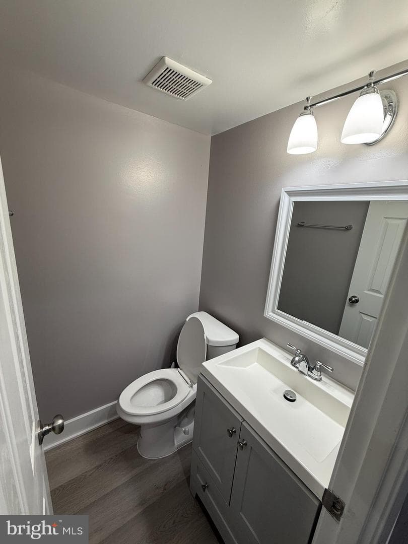 6433 Fenestra Court #56b photo 9