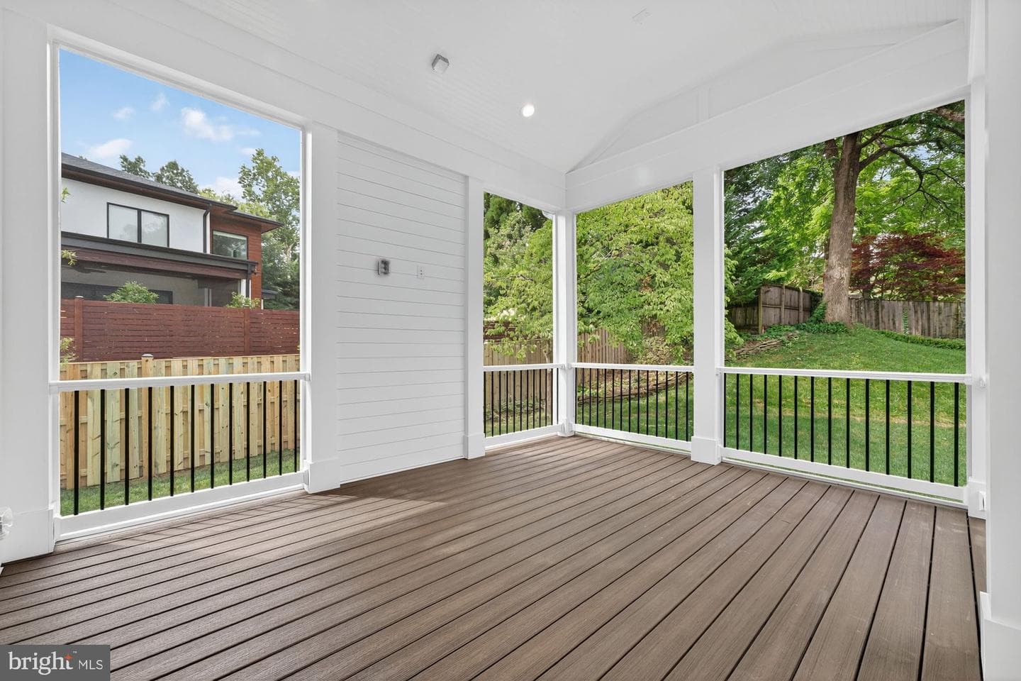 613 Blackstone Terrace NW photo 107