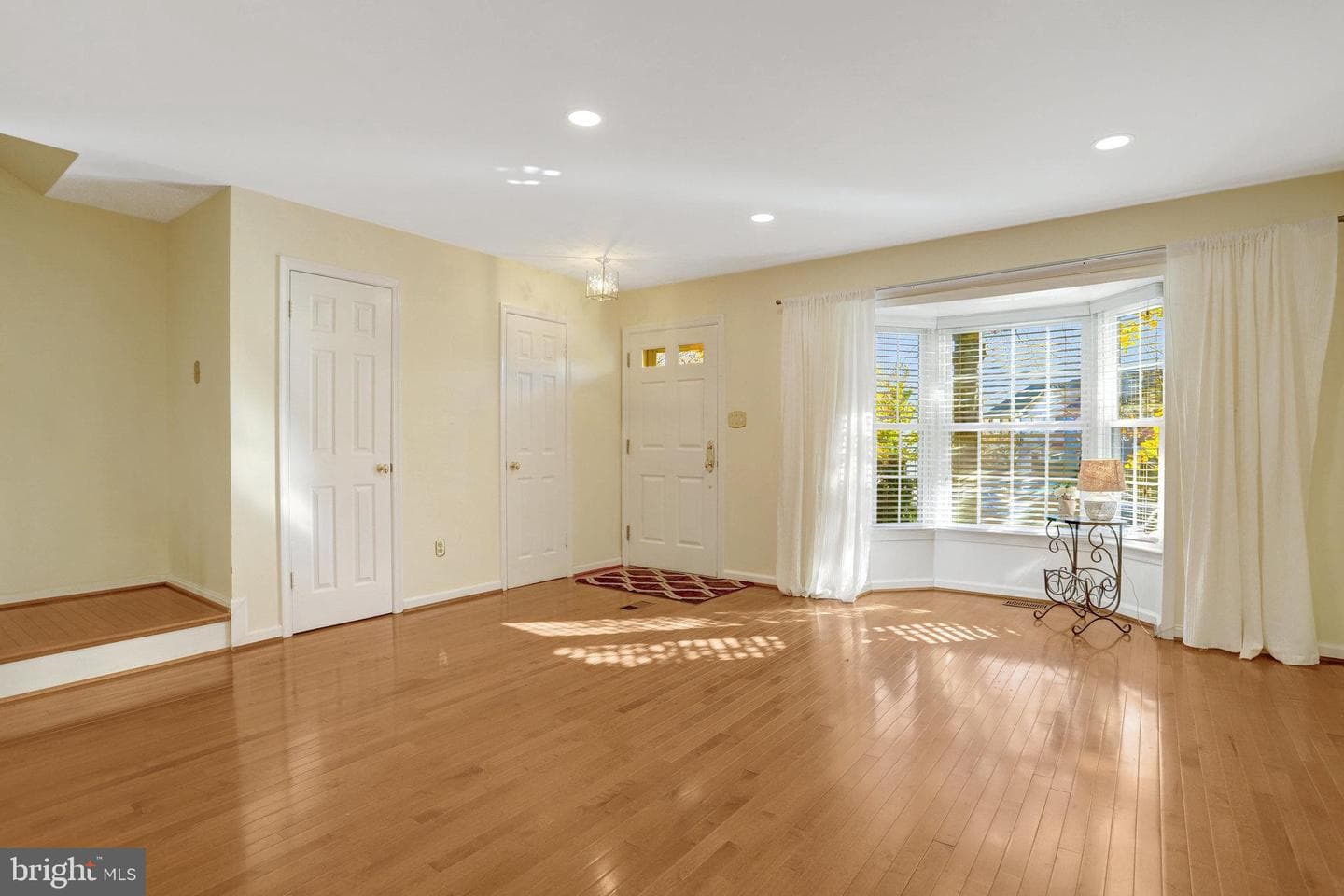 6122 Old Brentford Court photo 12