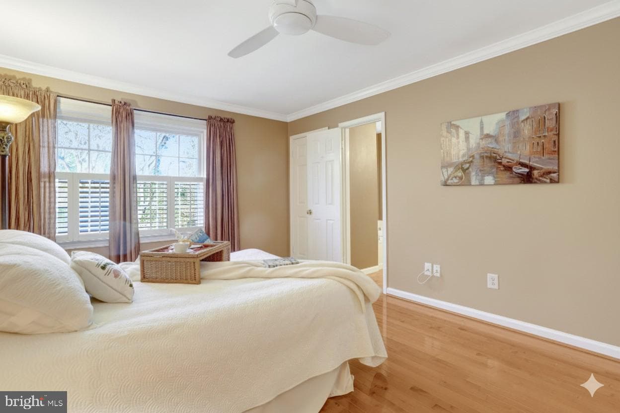 6122 Old Brentford Court photo 17