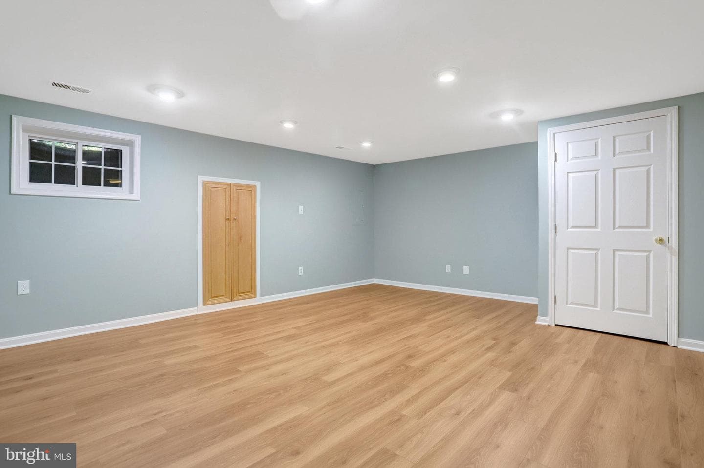 6122 Old Brentford Court photo 35