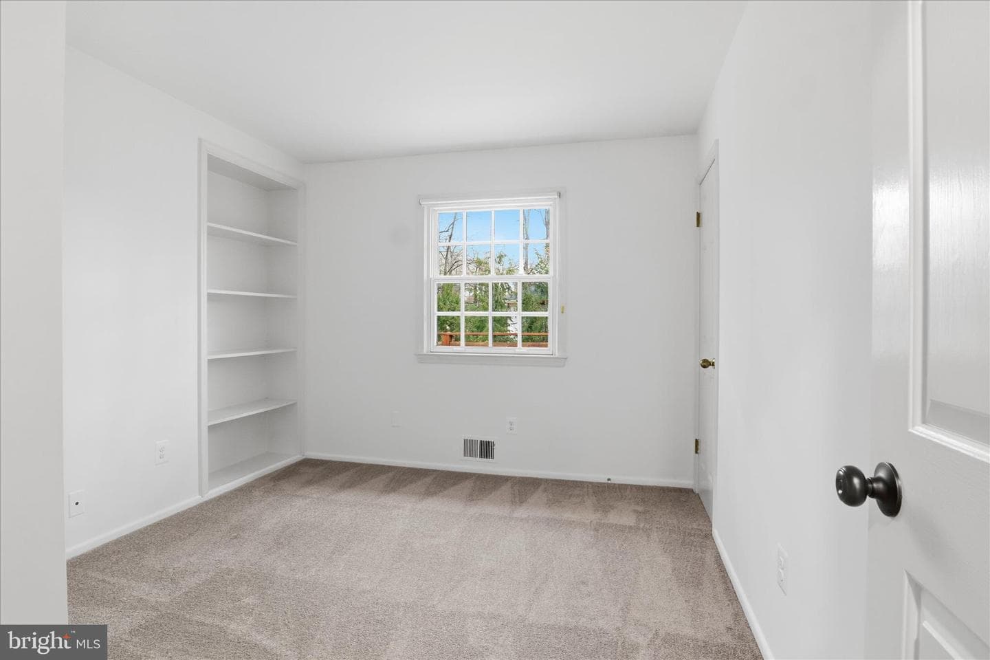 4100 Tidewater Court photo 24