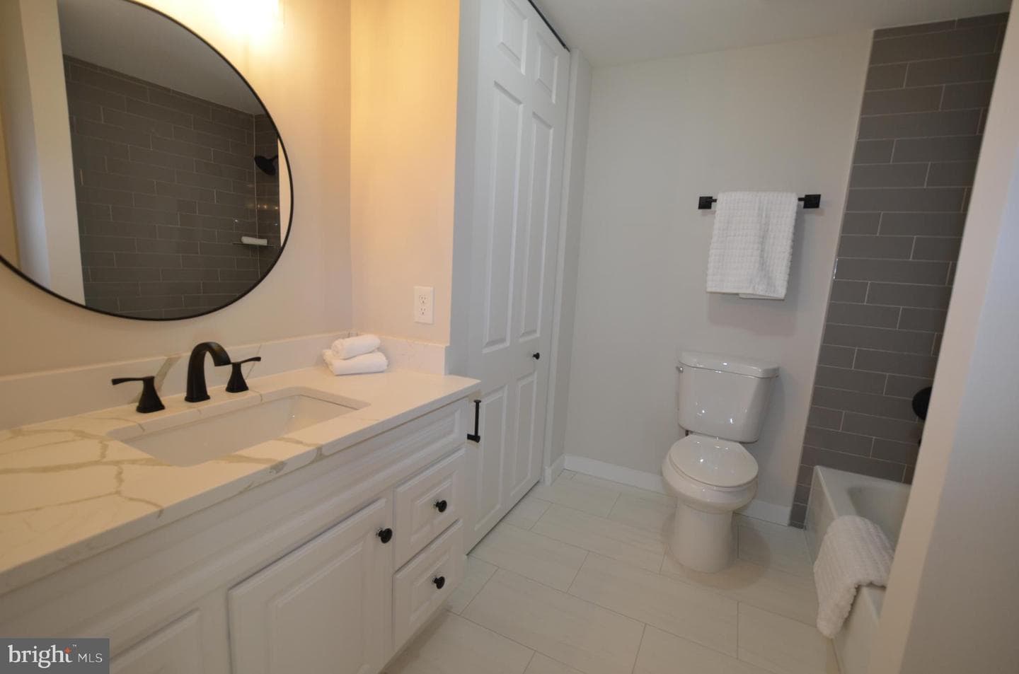8375 Magic Leaf Road photo 25