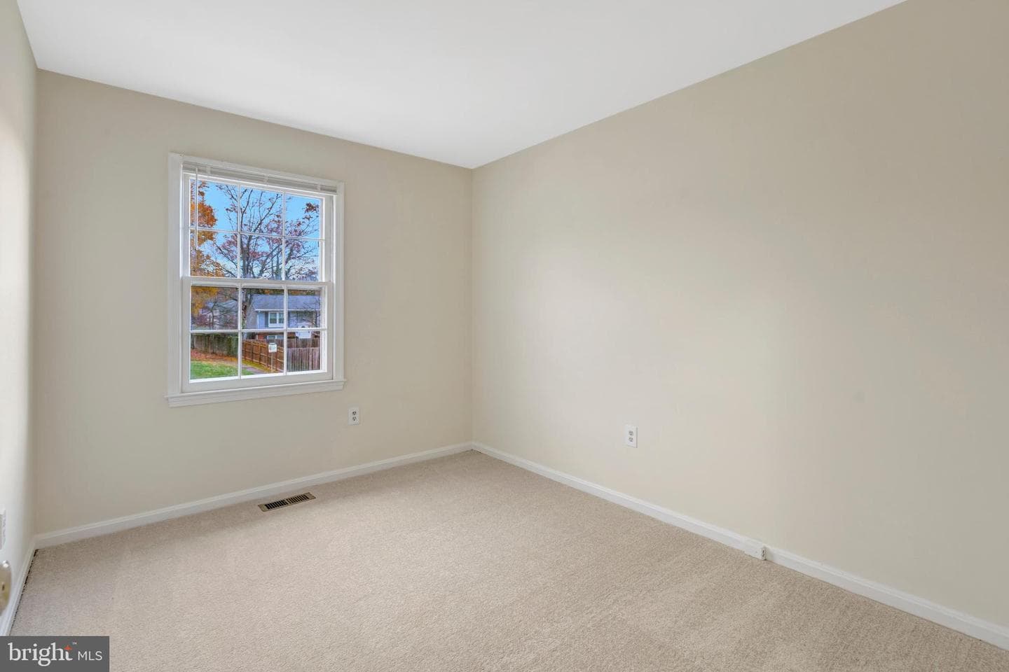7219 Bona Vista Court photo 17