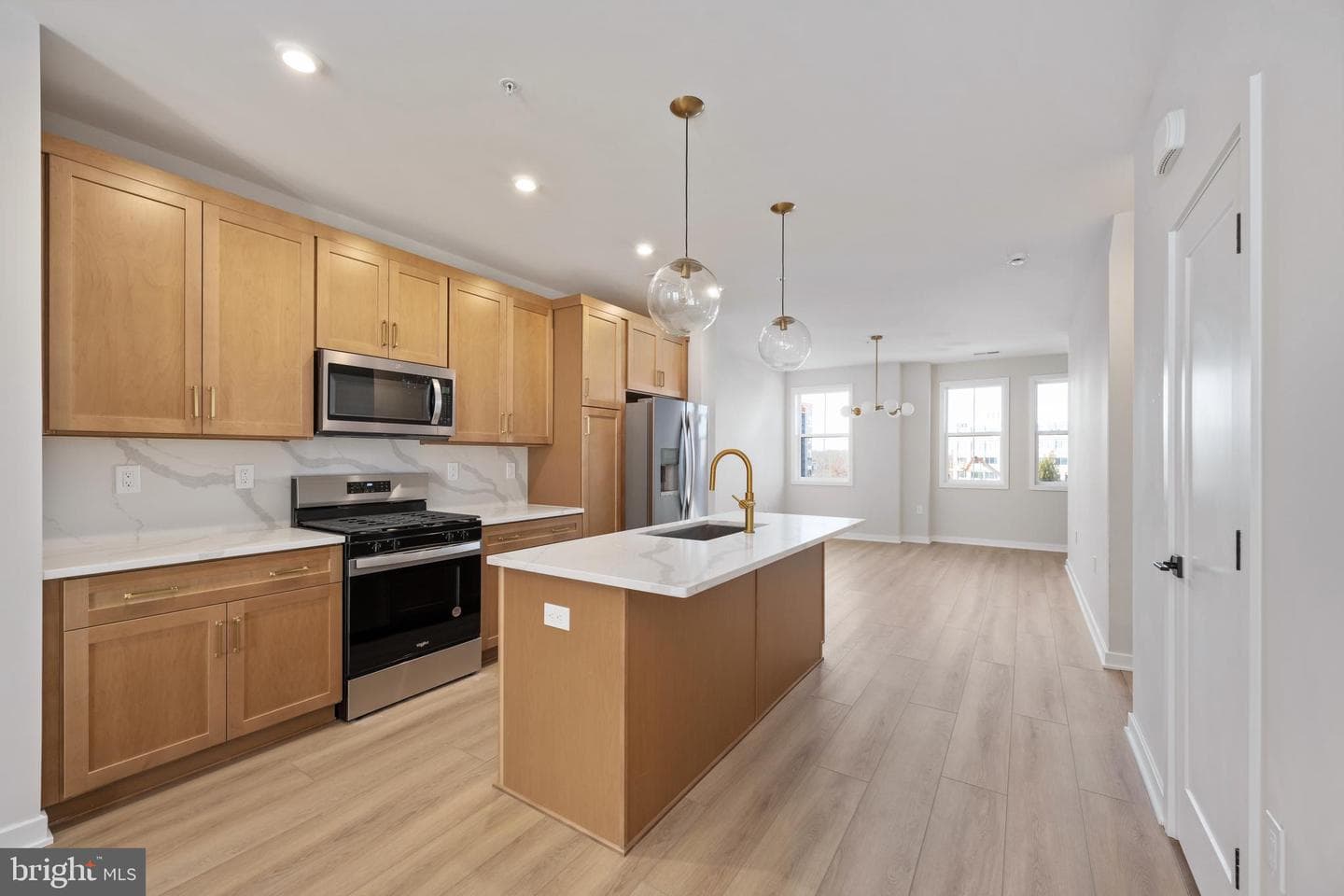 14377 Glen Manor Drive photo 2