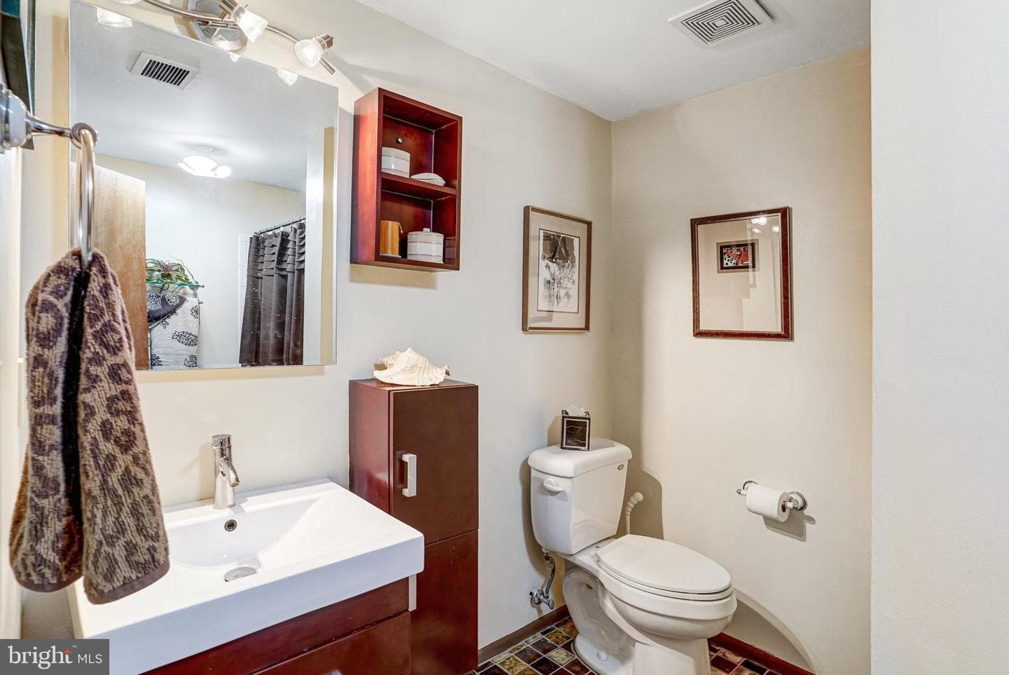10906 Miller Road photo 51