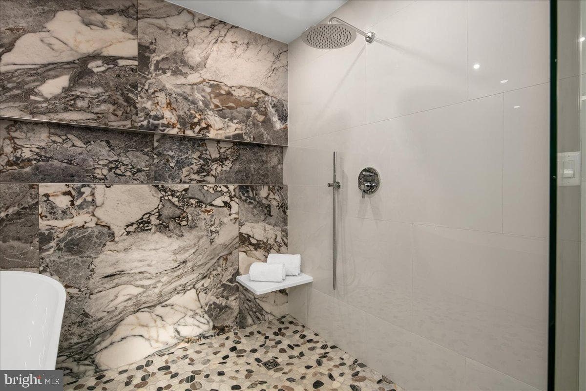 353 Gallop Wood Place photo 50