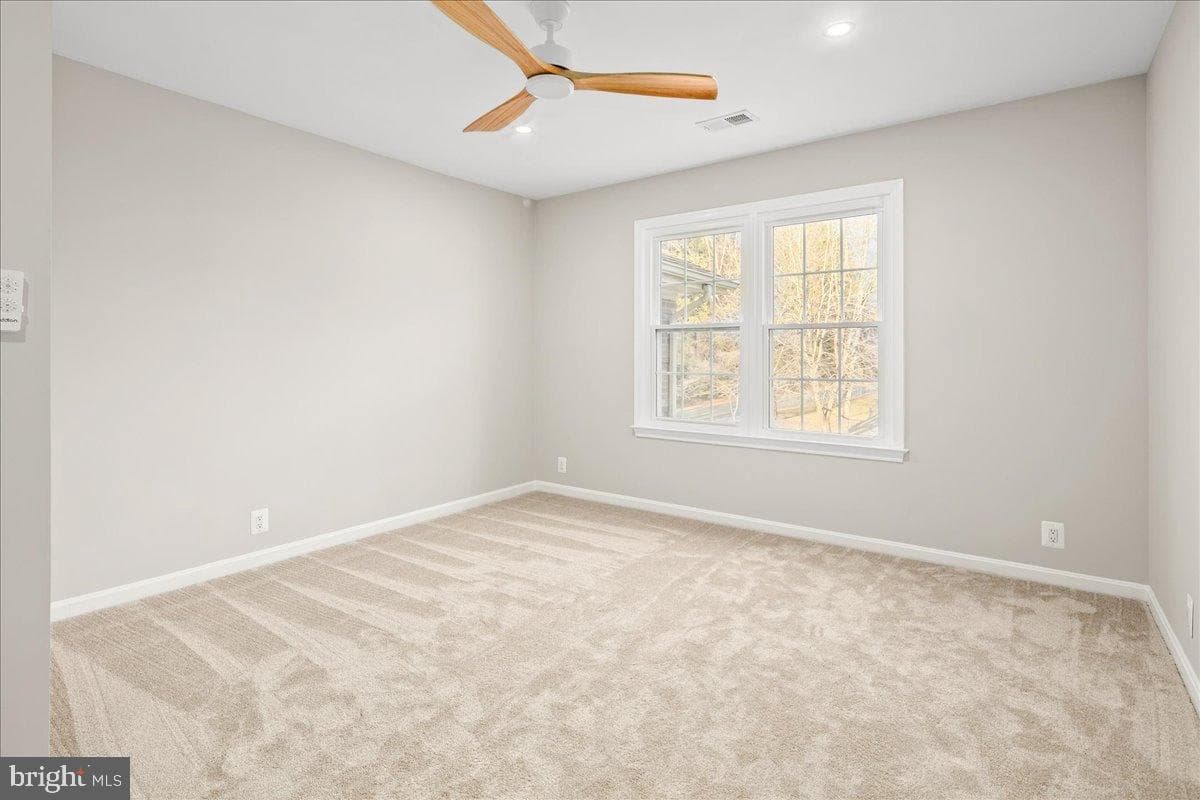 353 Gallop Wood Place photo 53