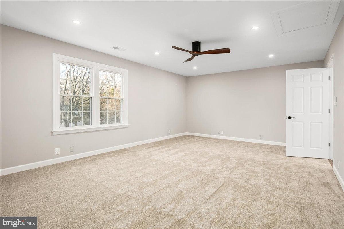 353 Gallop Wood Place photo 63